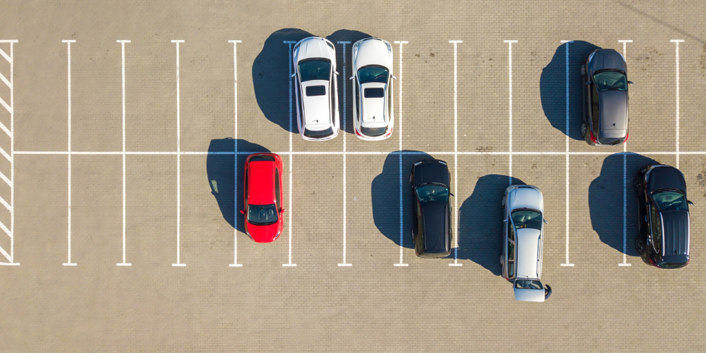 A Workforce Traveller's Guide: Why Hotels with Parking Matter